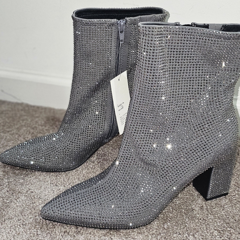 Elegant Gray Rhinestone Ankle Boots